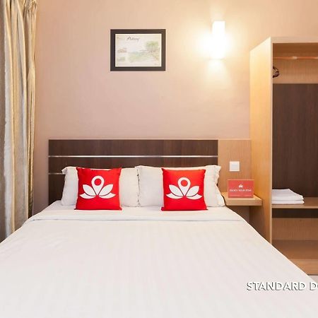 Oyo 182 Simms Grand Inn クアラルンプール エクステリア 写真
