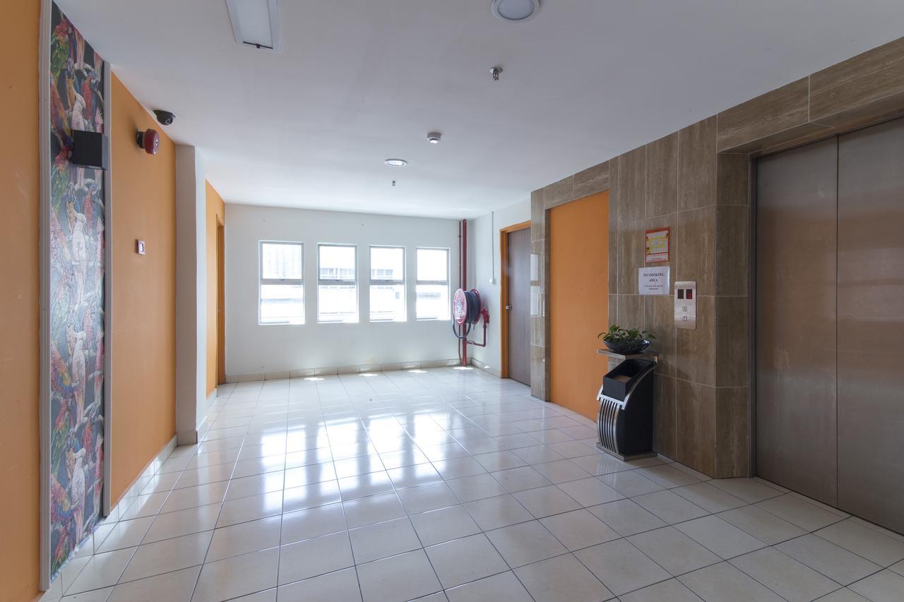 Oyo 182 Simms Grand Inn クアラルンプール エクステリア 写真