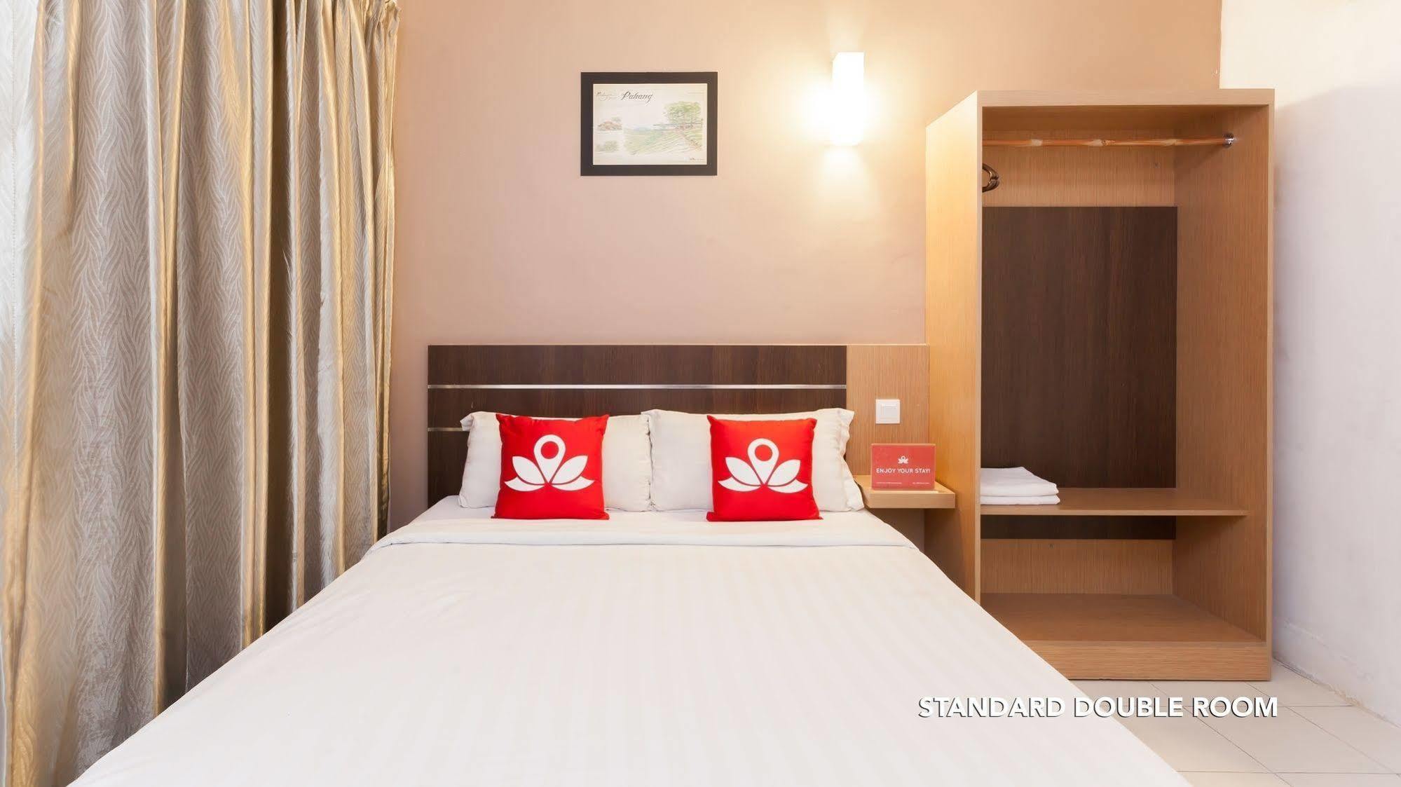 Oyo 182 Simms Grand Inn クアラルンプール エクステリア 写真